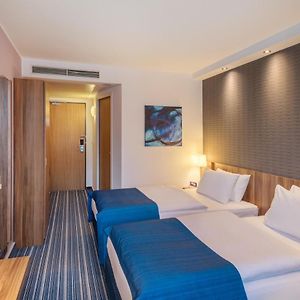 Zimmer mit zwei Einzelbetten